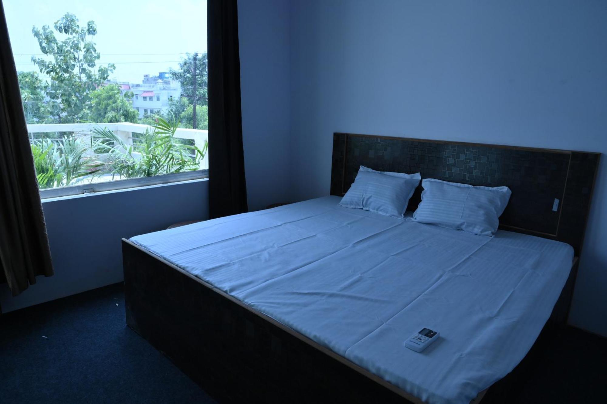 Privyrooms Горакпур Екстериор снимка