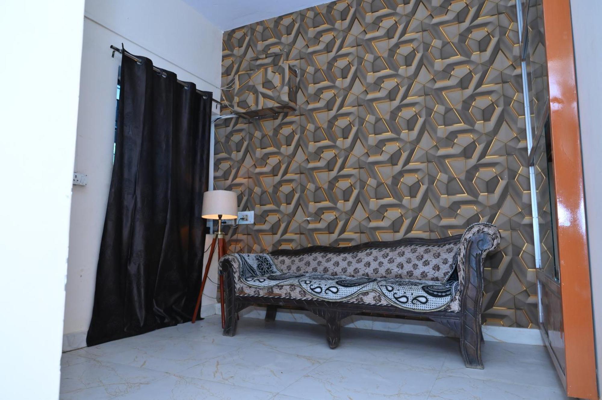 Privyrooms Горакпур Екстериор снимка