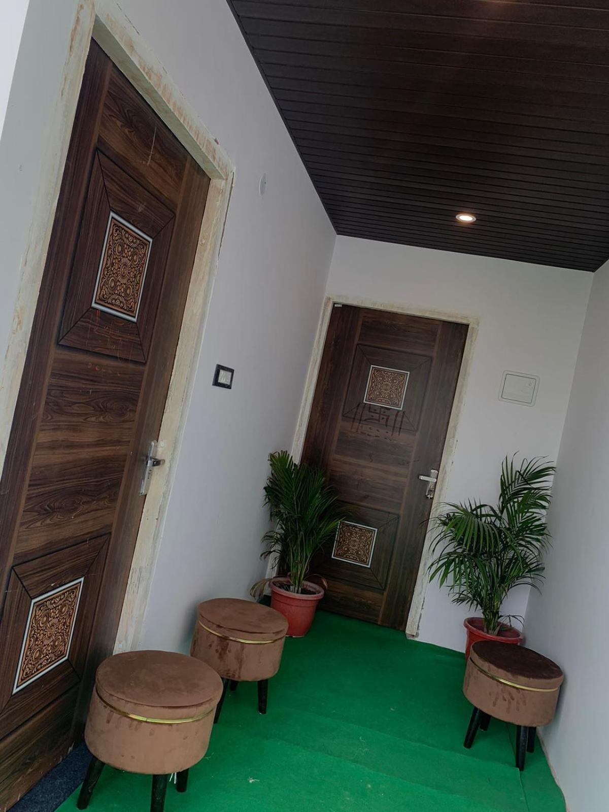 Privyrooms Горакпур Екстериор снимка