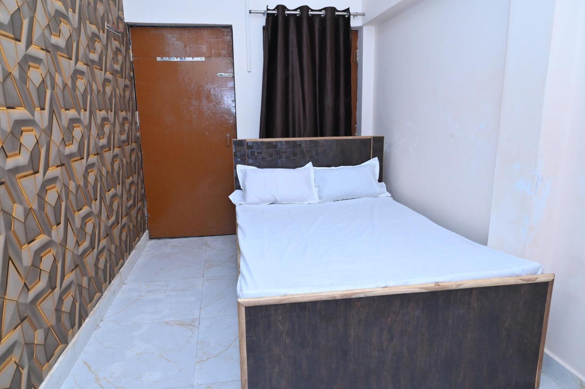 Privyrooms Горакпур Екстериор снимка