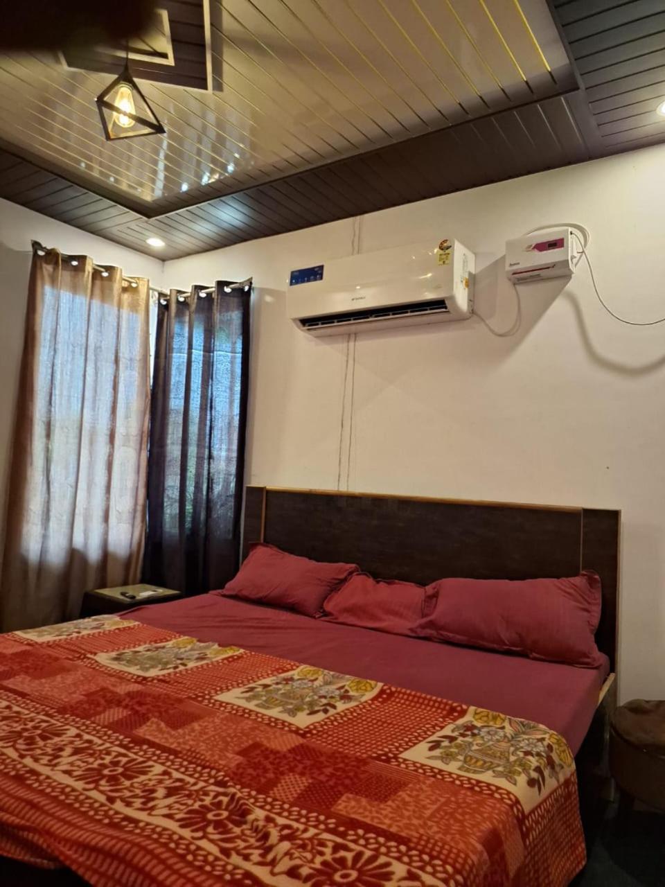 Privyrooms Горакпур Екстериор снимка